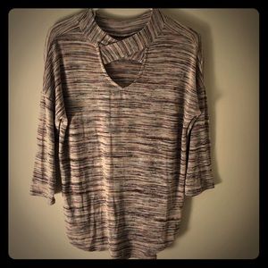 Light weight sweater